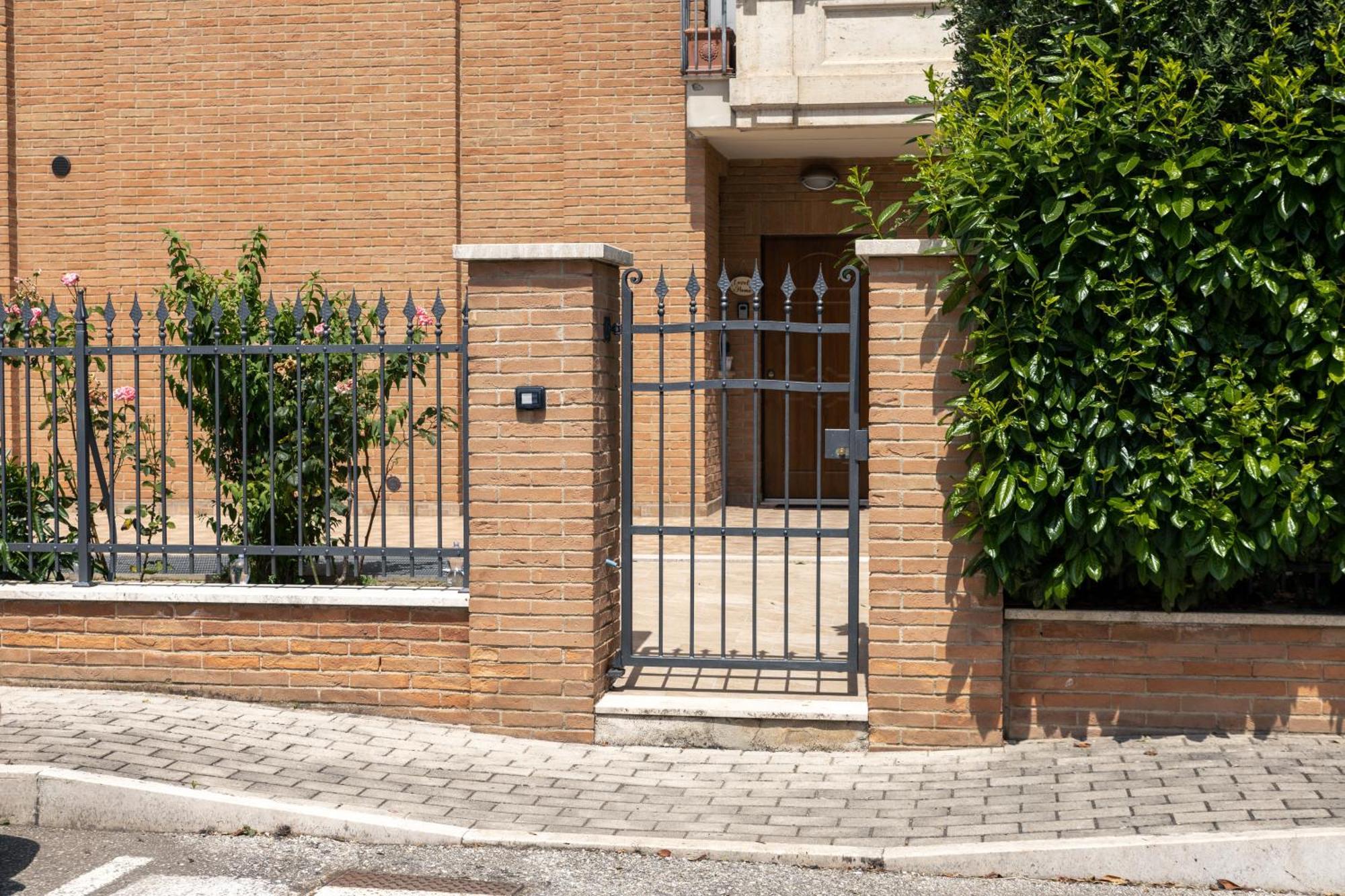 Modern House With Courtyard And Parking - Assisi Villa Santa Maria Degli Angeli  Esterno foto
